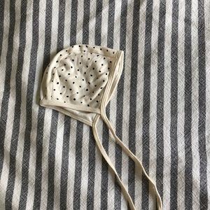 Petite Soul Shop bonnet